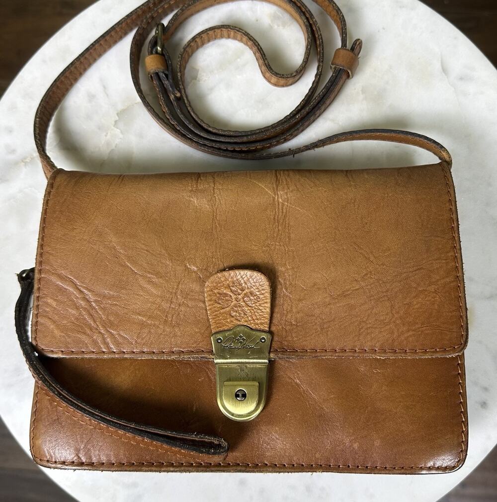 Patricia Nash Crossbody or Wristlet wallet organizer Heavy leather